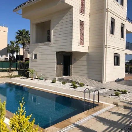 Sunshine Villalar:villa Sofia